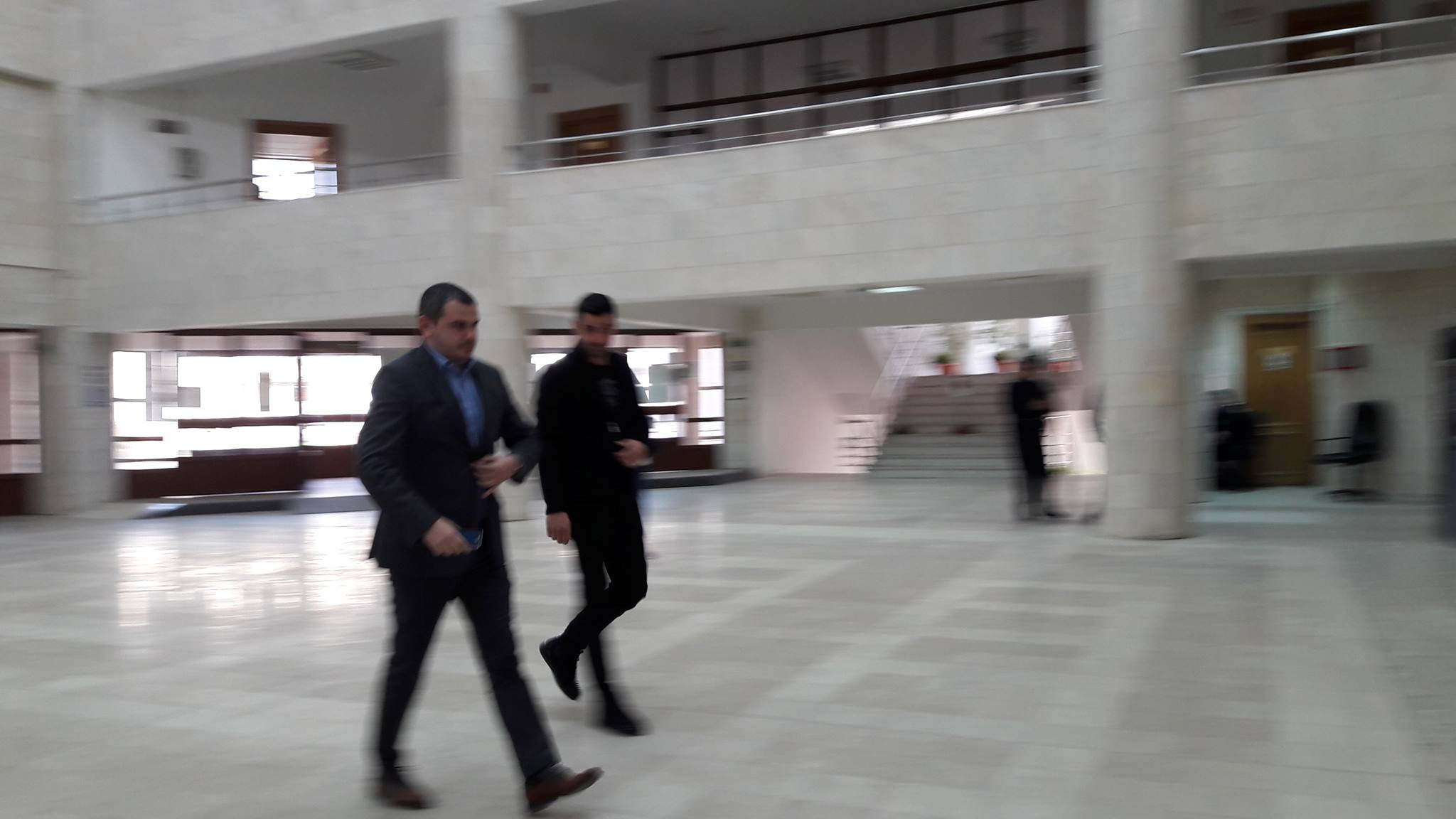 RÂS ȘI PLÂNS  LA TRIBUNALUL OLT: ROTEA L-A PROTEJAT PE VÂLCOV, DENUNȚÂNDU-L! NU PE EL…FAPTA!