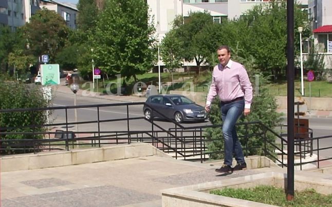 CU STRĂMUTARE LA DOLJ, INSTANȚA ÎL LASĂ PE VÂLCOV SUB CONTROL JUDICIAR