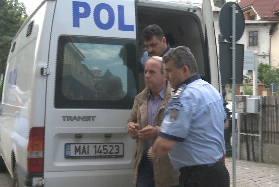 ÎNCĂ O DOVADĂ A PROFESIONALISMULUI ÎN ARESTĂRILE DE VINERI SEARA: GHEORGHE PERIEȚEANU, FOST PRIMAR LA ICOANA, ACHITAT!