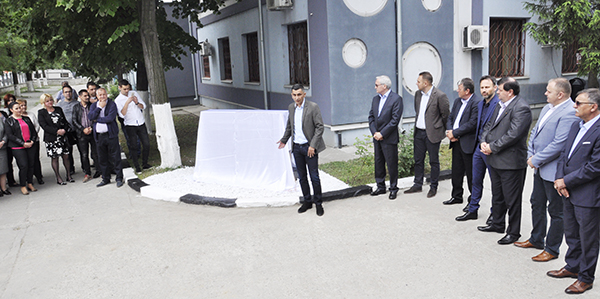 MUȘUROIUL CAO SA MERGE ÎNAINTE! DE DATA ASTA E PE CONT PROPRIU:  FACTURI ÎNCRUCIȘATE CU FIRMELE DE CASĂ LA ANAF!
