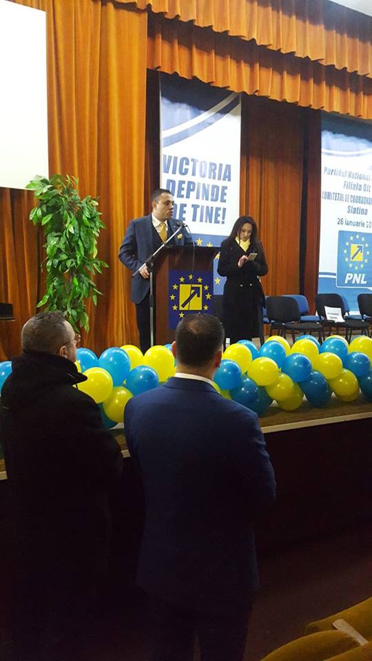 EL CU EL : LIVIU VOICULESCU A FOST ALES PREŞEDINTE PNL OLT
