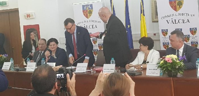 VICEPREMIERUL PAUL STĂNESCU, LA VÂLCEA: ADEVĂRURI ASCUNSE