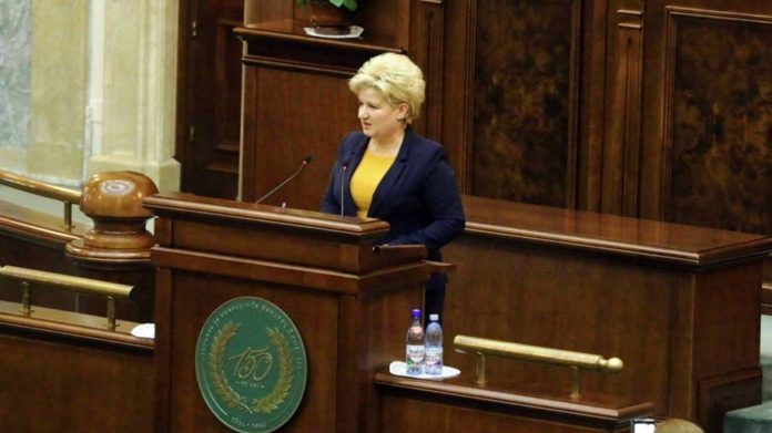 BUCURIA MATRACUCELOR : SINGURUL SENATOR PNL DIN OLT A PĂRĂSIT PARTIDUL