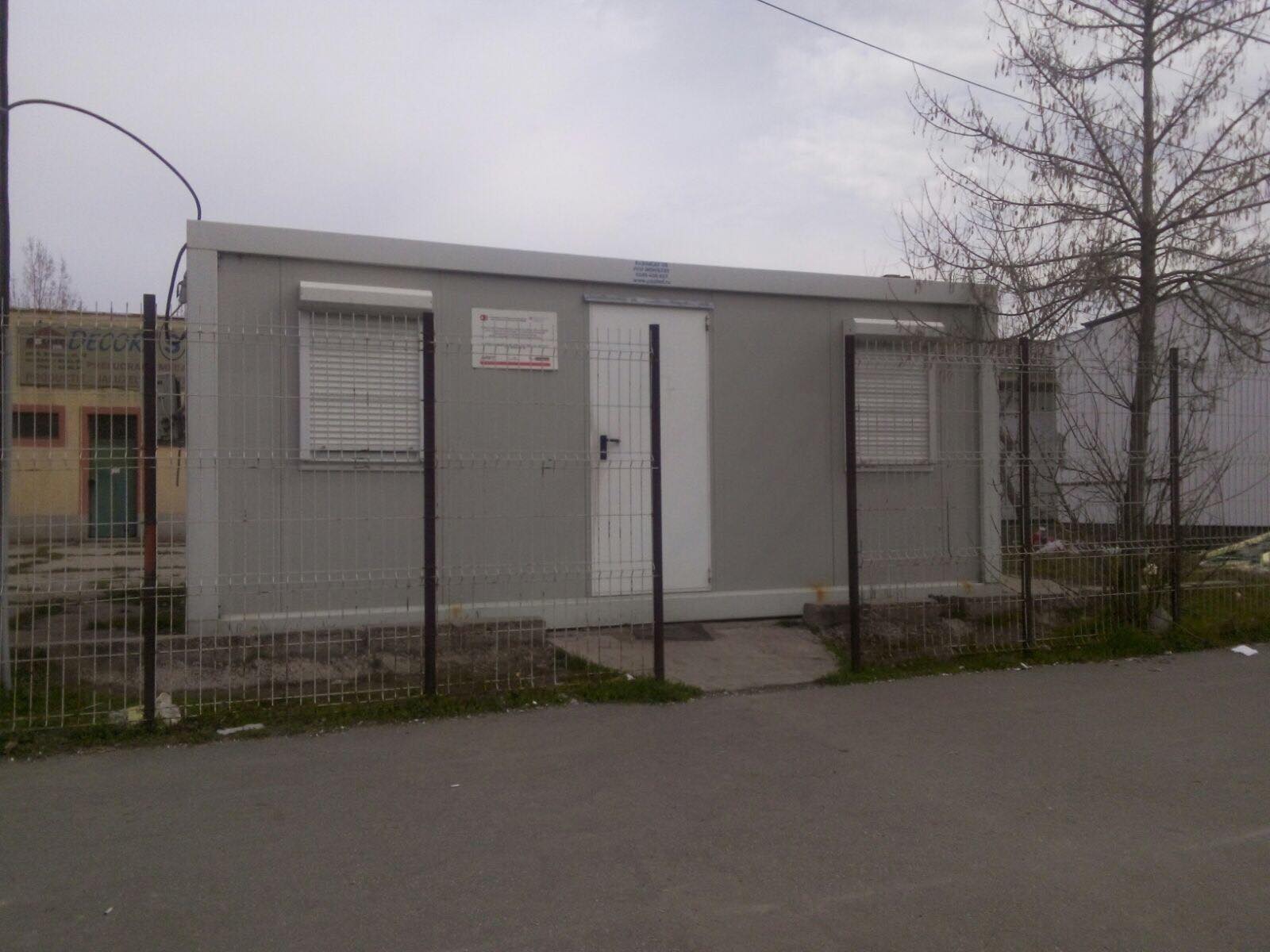 CONTAINERUL BOMBĂ! ASISTENŢĂ MEDICALĂ LA LIGHEAN ŞI PIŞU`  LA TUFIŞ! VICEPRIMARUL CU ATRIBUŢII,  VÎLCELEANU ŞTIE ŞI TACE !