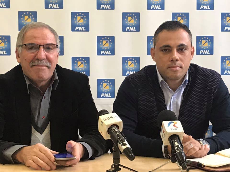 ÎN NUMELE TATĂLUI!