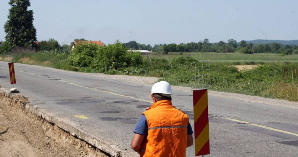 SE SCHIMBĂ CARTELURILE ÎN LICITAȚII. DRUMURILE, TALISMANUL ANULUI 2019 !