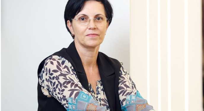 ACADEMICIAN PNL OLT: DOAMNA GENERAL ISJ, INGINER DE PROFESIE! ȘAIBĂ !