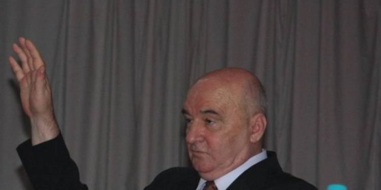 VĂ PUPĂ TATAIE ! CU CANDIDATUL PPU, PE NĂSUC !