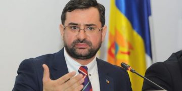 ÎNAPOI, LA VATRĂ ! ADRIAN CHESNOIU NUMIT AZI CITY MANAGER LA PRIMĂRIA CARACAL !
