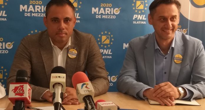 MARIO DEMEZZO DAT AFARĂ DIN SEDIUL PNL SLATINA! CANDIDATUL RURAL, ATAC DE PANICĂ LA PREZENȚA ACESTUIA !
