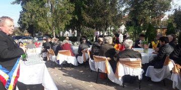 FALIT PE PRIMĂRIE….! PE TEODOSESCU NU –L MAI ÎMPRUMUTĂ NIMENI