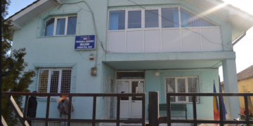 MILCOV! DACĂ ”FERMA DE VACI” NU VĂ CONVINE, POATE UN BUTIC /PLATA PE CAIET ȘI ȚIGĂRI DE CONTRABANDĂ, VĂ SATISFACE AROGANȚA!