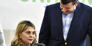 VANINA PĂZEȘTE FAX-UL! AȘTEAPTĂ DE LA MONI NUMIREA PENTRU ȘEFIA CCD!
