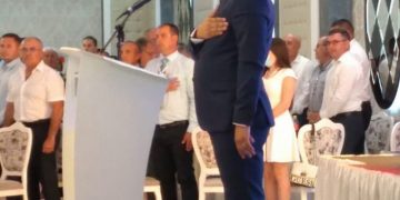 PAS CU PAS….SENATORUL PNL DIN COMISIA SIE, LA PĂCĂNELE ȘI IMOBILIARE!