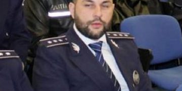 ÎN FESTIVALUL DEMOCRAȚIEI AL LUI BODE DE LA INTERNE, NU SE JOACĂ PE INCOMPATIBILITATE! ALTFEL, ARMAȘU,FOST ȘEF IPJ OLT, NU AR FI AVUT CE SĂ CAUTE ÎN COMISIA CARE L-A EXECUTAT PE MIHALACHE! UNICUL CANDIDAT LA ȘEFIA IPJ OLT!