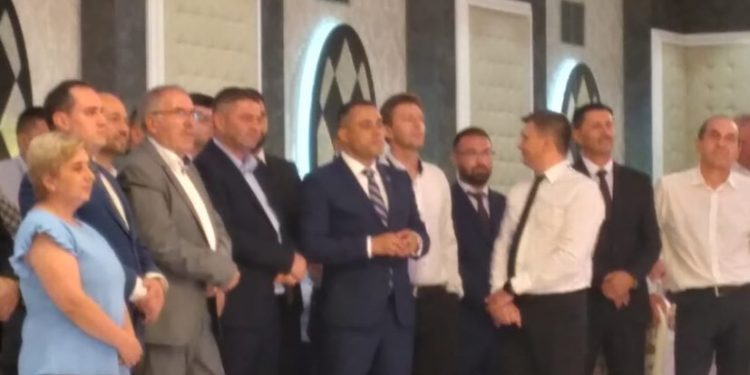 ȘI ÎNC-O DATĂ CĂ E VOIE ! AHOE!