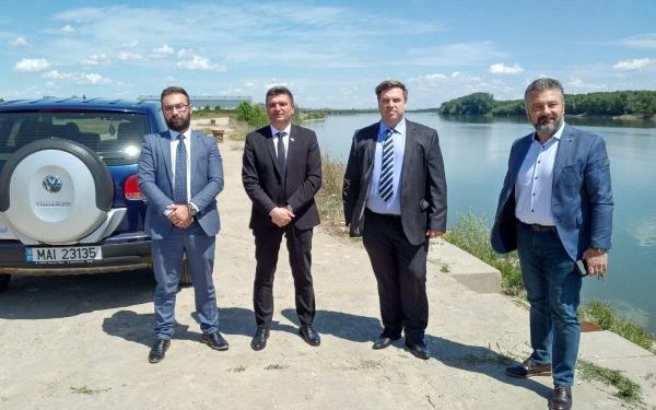 CORABIA PORT GĂBIȚĂ-OANE PRIMAR/ ACADEMICĂ! CREȘTEREA ATRACTIVITĂȚII PENTRU PEȘTI PRIN ÎMBUNĂTĂȚIREA SPAȚIILOR PUBLICE! WAW …!!!