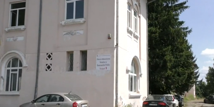DIRECȚIA ADMINISTRAREA STRĂZILOR ȘI ILUMINAT PUBLIC/ CATARAMĂ CU ZAMBOCI !