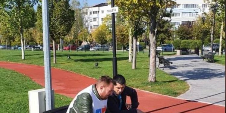 CULMEA BĂDICIULUI ÎN SUCCES! SĂ SPUI CĂ FACI CAMPANIE DOOR TO DOOR ȘI SĂ USR-ezi PE BANCĂ!