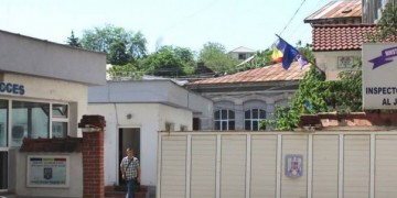 LOCUL FAPTEI/IPJ OLT! SUBIECȚI/ȘEFU, DOAMNA AGENT PRINCIPAL ÎN DIRECTA SUBORDINE A ȘEFULUI, BUGETUL INSTITUȚIEI, PLĂȚI PENTRU FIRMA NEDECLARATĂ A SOȚULUI!