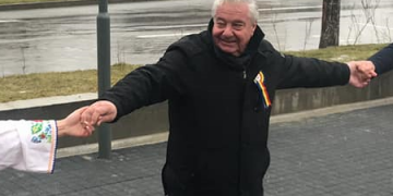SE DĂ LA …PEȘTE! SE REUNEȘTE FAMILIA! TATA MIȘU SE CULCĂ PP-USL, SE SCOALĂ AUR! ȘI NU E SINGURUL!