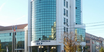 S-A PRIVATIZAT PREFECTURA OLT! S-A FĂCUT RESTAURANT! PIZZA PARTY ÎN SEDIU!