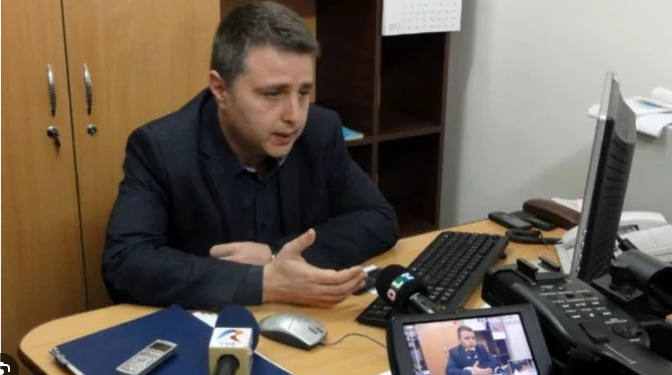 JOS CASCHETA!  LA ȘCOALA DE POLIȚIE SLATINA, FRESH AIR DE 29 MII EURO!