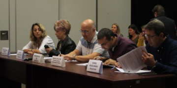 HABARNISMUL RIVALITĂȚILOR DULCI-AMĂRUI DIN CONSILIUL LOCAL SLATINA!