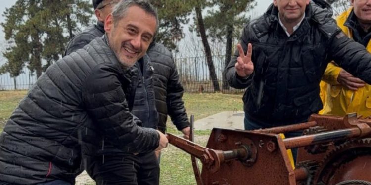 NEW MANIVELĂ! 7000 MII EURO, NEW FÂLFÂITUL !