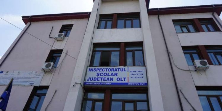 ISJ Olt ”rezolvă” abuzul din liceul Scornicești. Mută profesorul, expune alți elevi