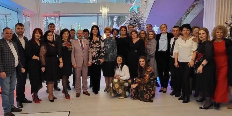 SACRIFICIUL SUPREM LA ISJ OLT! Decupezi din organigramă patru inspectori să-ți rămână gradația de merit!